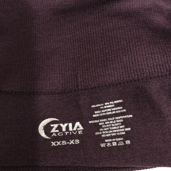 Zyia Seamless Performance Crop Tight Leggings - Picture 4 of 6